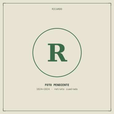 Retrato pendiente — Ricardo (placeholder)